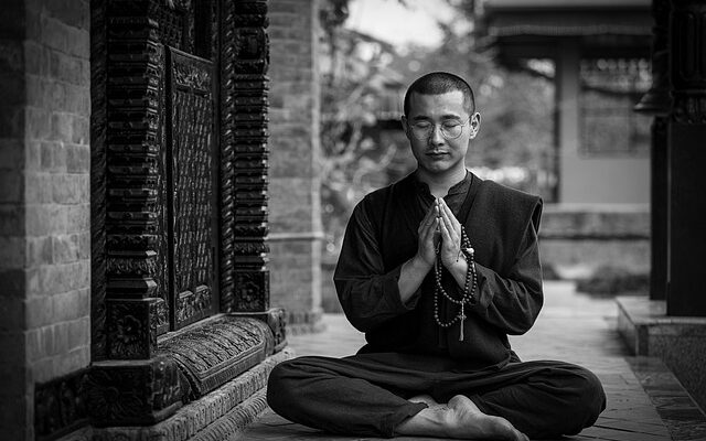 Fra begynder til mester: Din guide til iyengar yoga